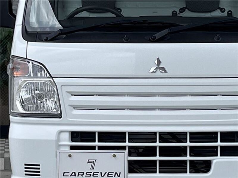 MINICAB TRUCK