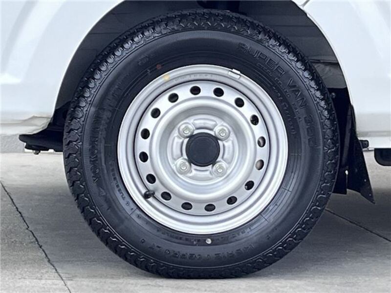 MINICAB TRUCK