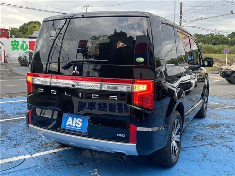 DELICA D5