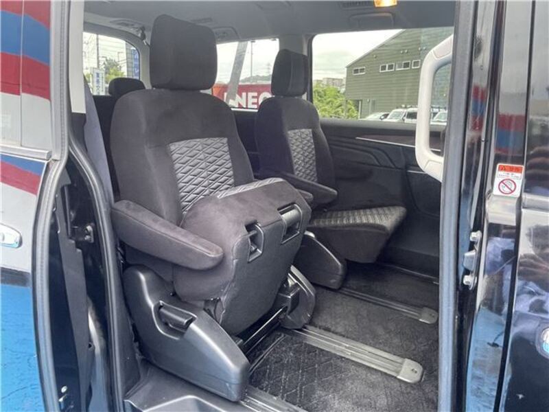 DELICA D5