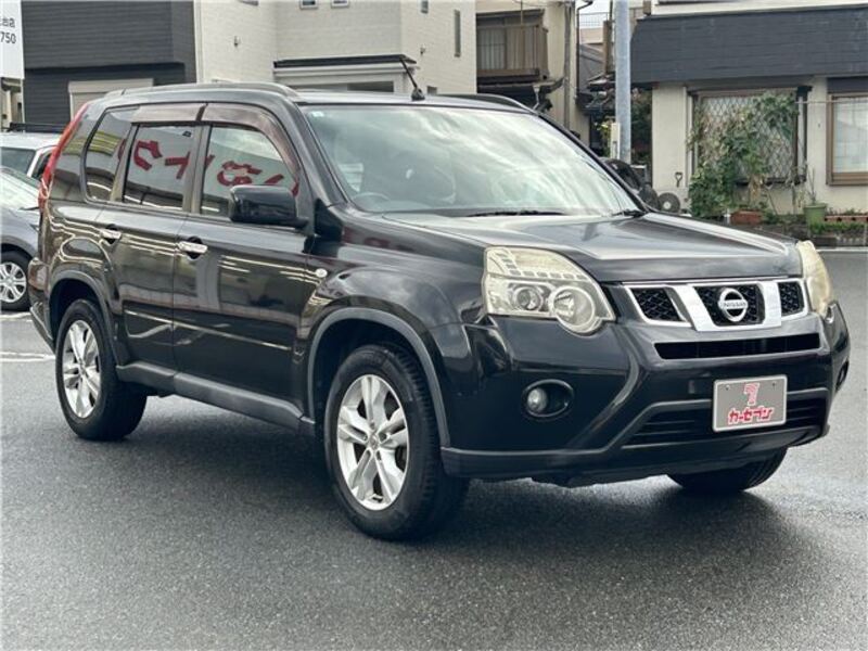 X-TRAIL