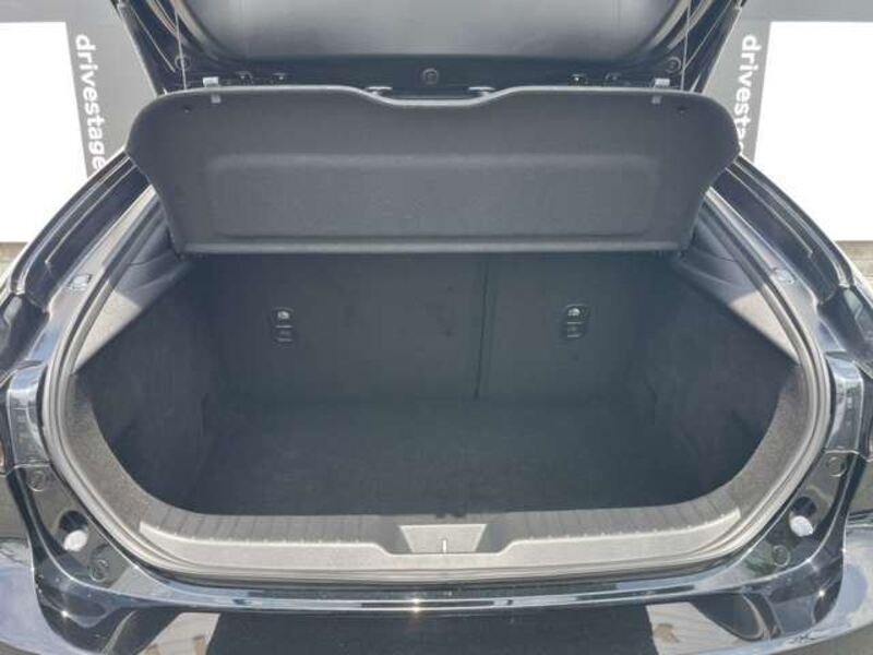 MAZDA3