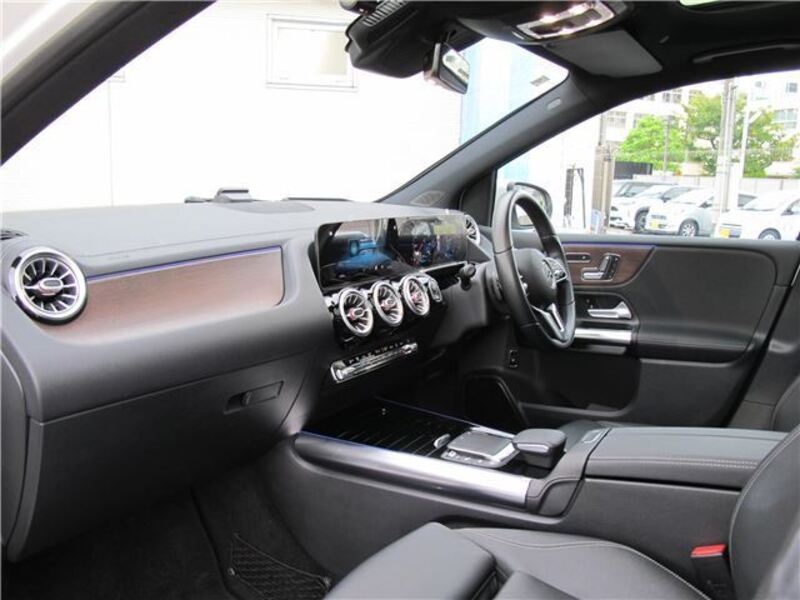 B-CLASS