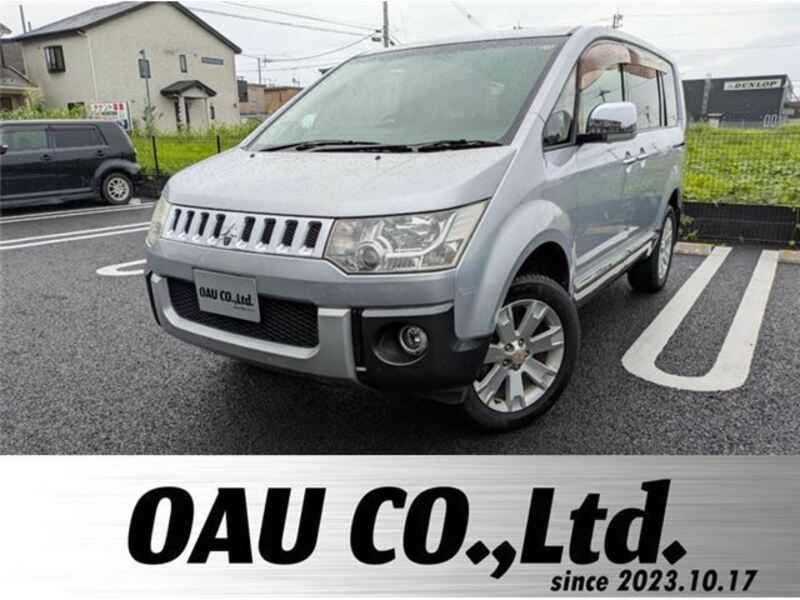 MITSUBISHI DELICA D5
