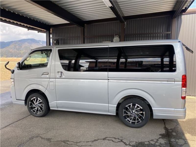 HIACE