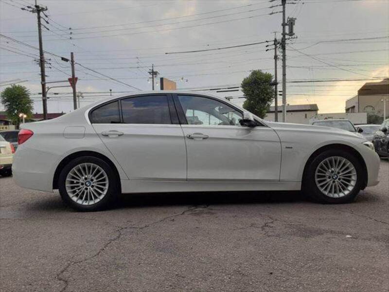 3 SERIES