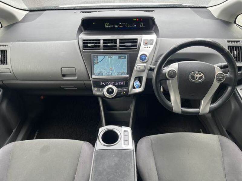 PRIUS ALPHA