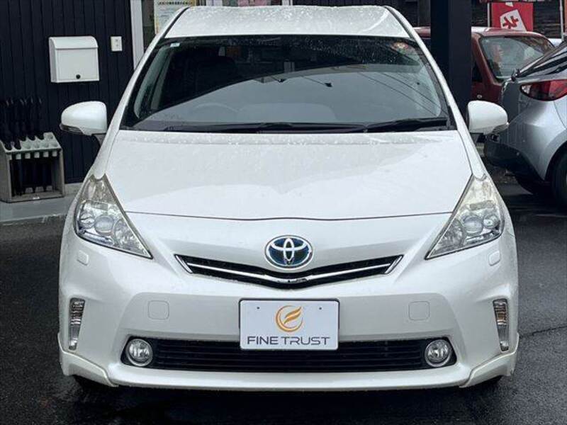 PRIUS ALPHA