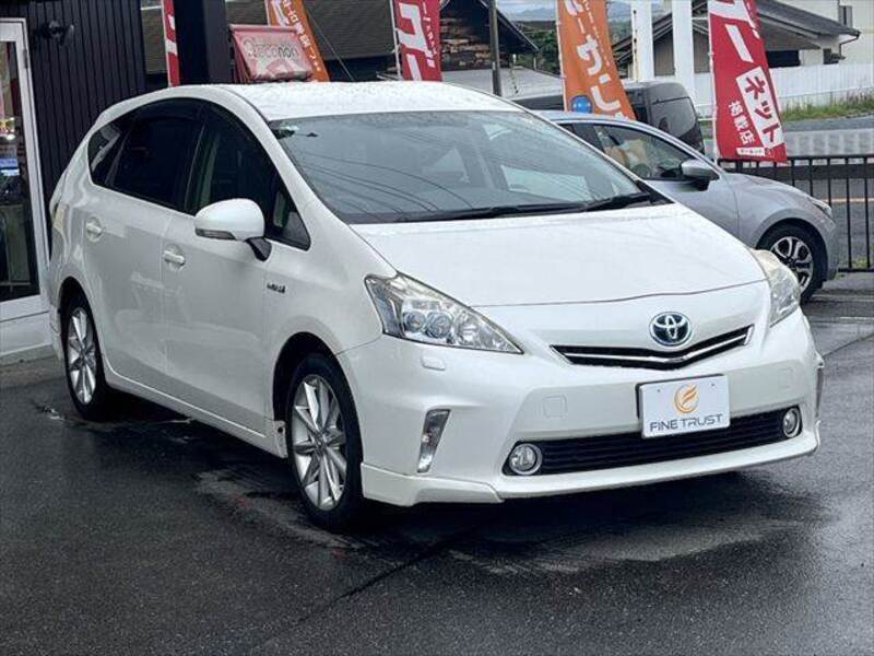 PRIUS ALPHA