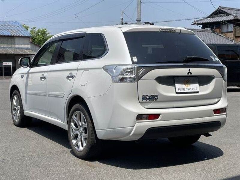 OUTLANDER PHEV