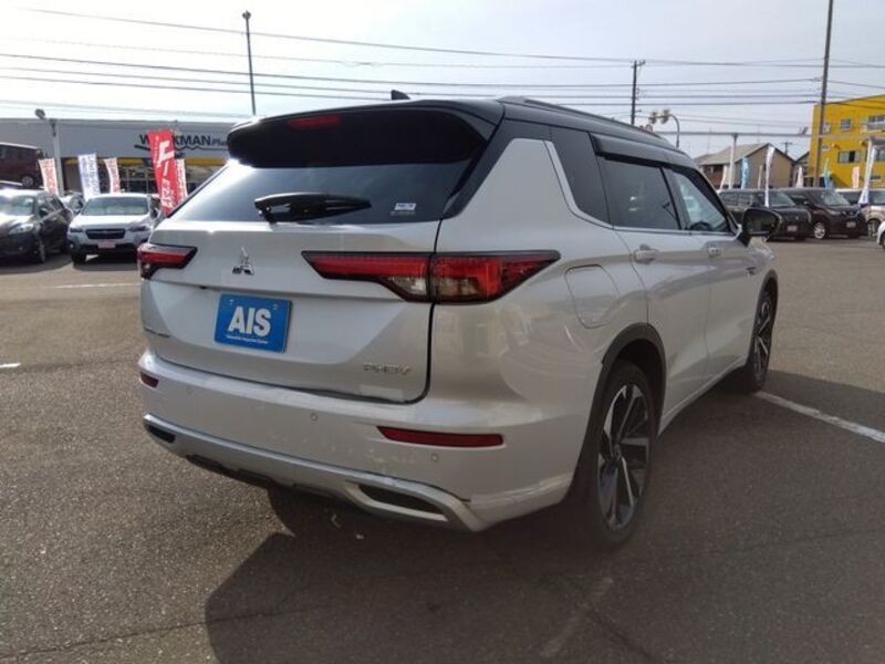 OUTLANDER PHEV