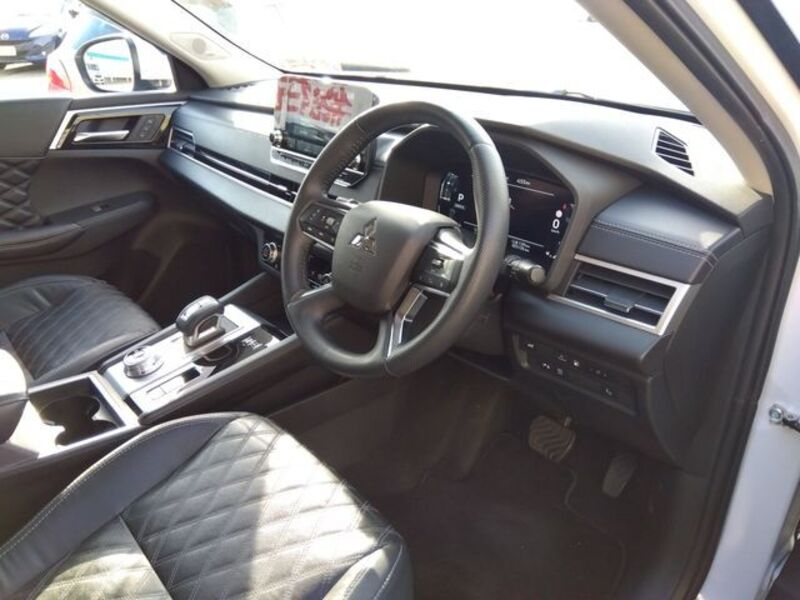 OUTLANDER PHEV