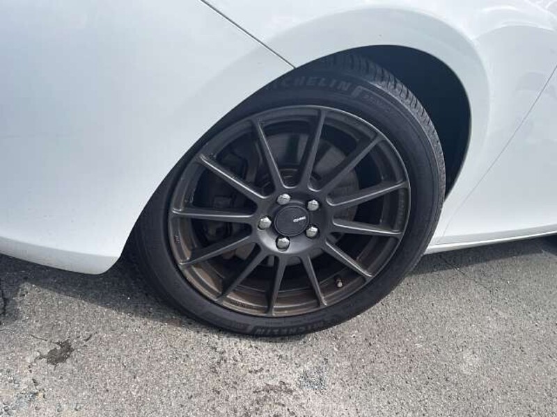 V40