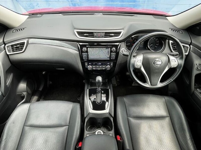 X-TRAIL