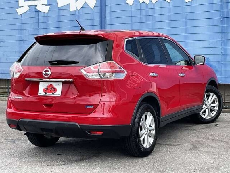 X-TRAIL