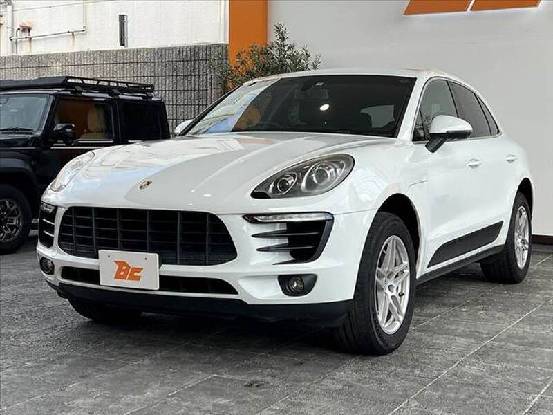 MACAN