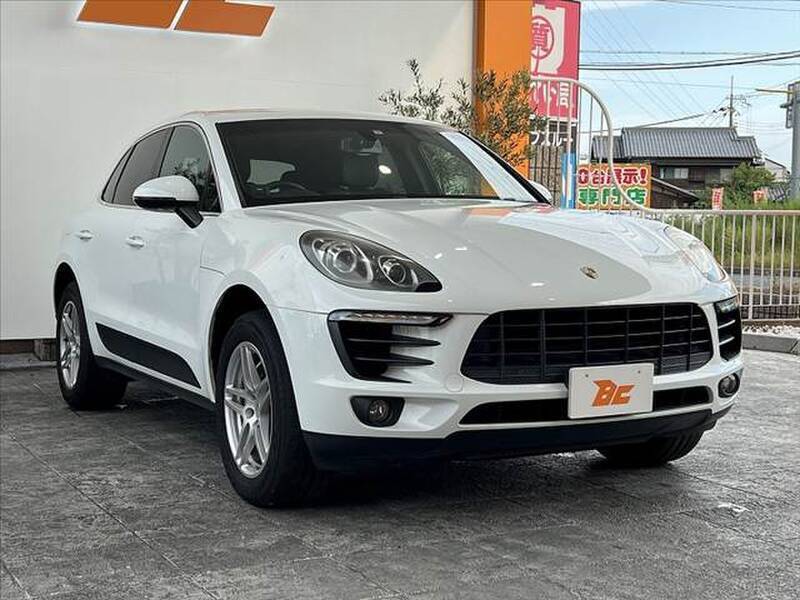 MACAN