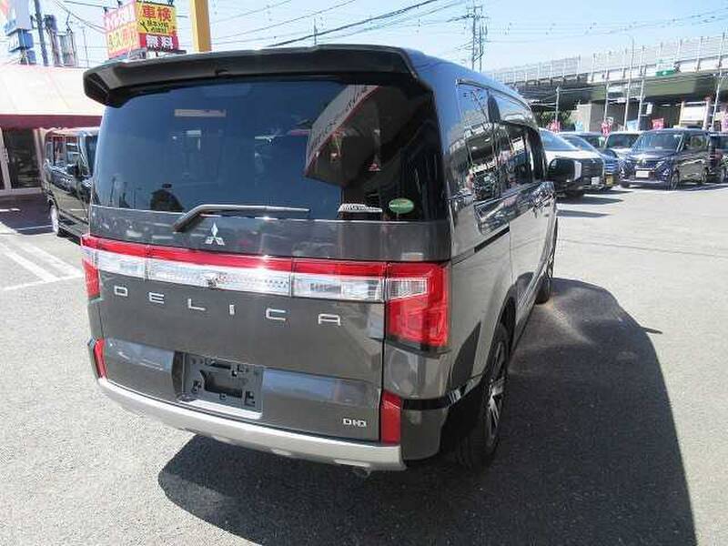 DELICA D5