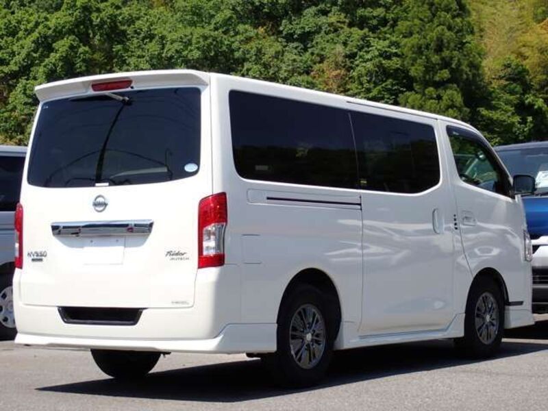 NV350 CARAVAN