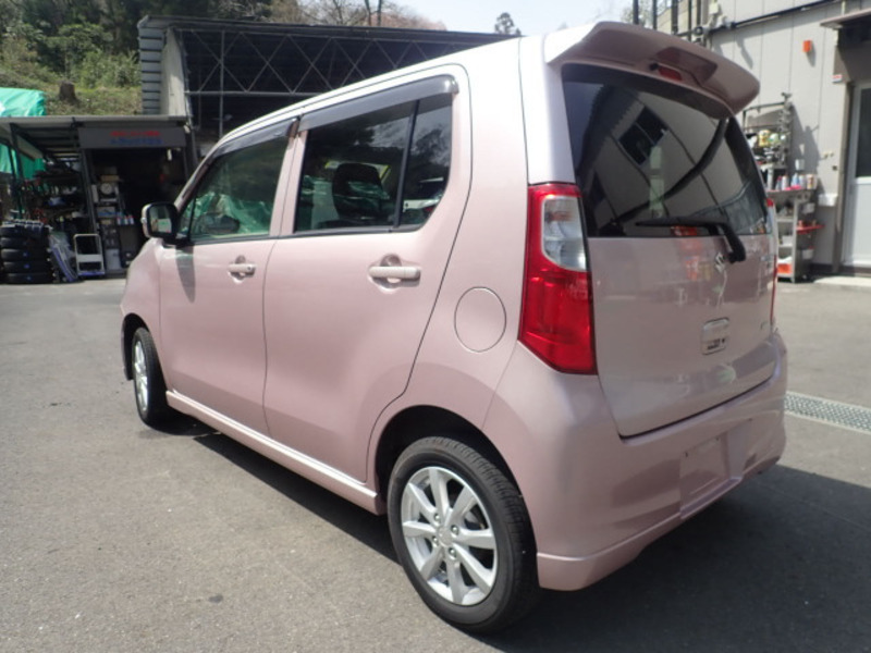WAGON R