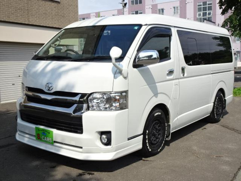 HIACE VAN