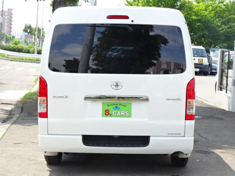 HIACE VAN