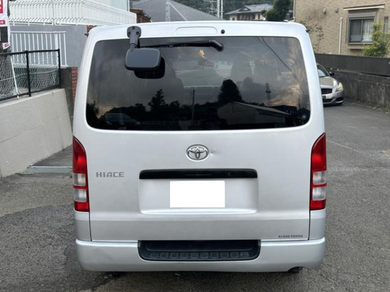HIACE VAN