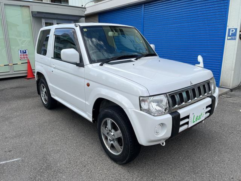 PAJERO MINI