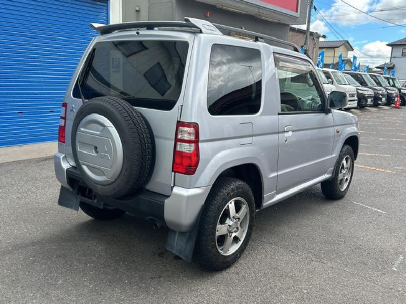 PAJERO MINI