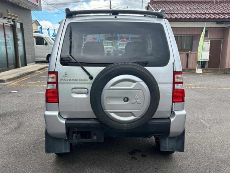 PAJERO MINI
