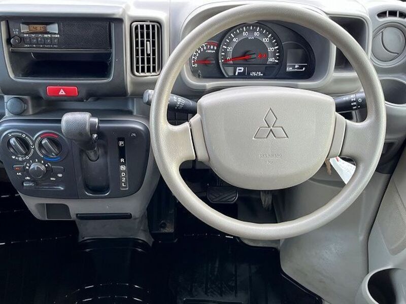 MINICAB VAN