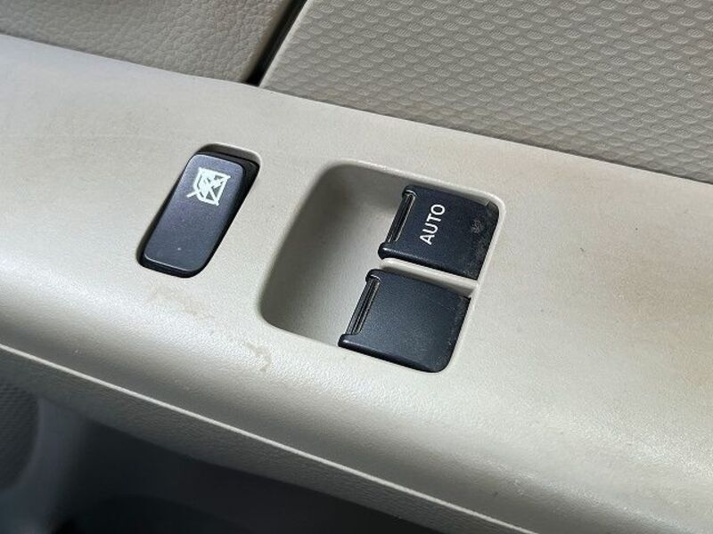 MINICAB VAN