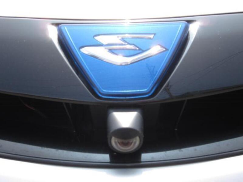 ESTIMA HYBRID