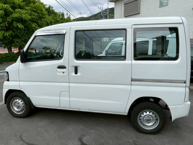 MINICAB VAN