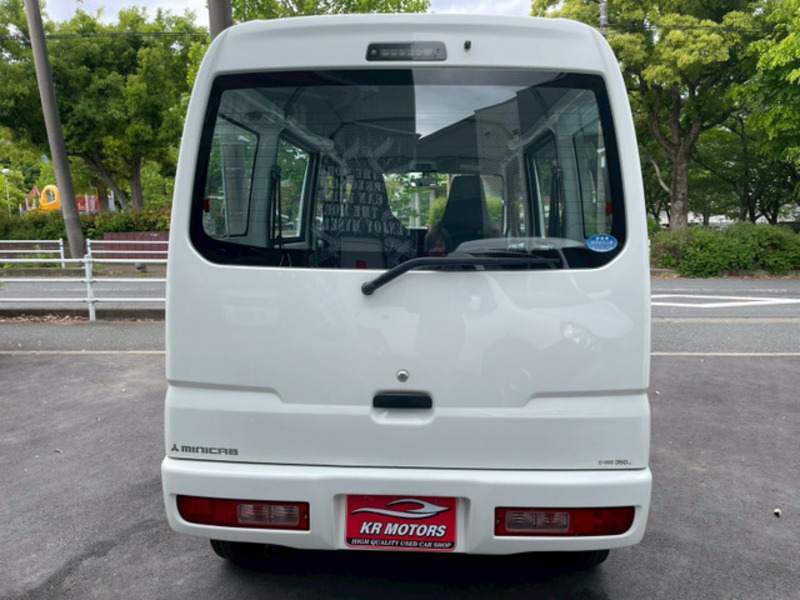 MINICAB VAN
