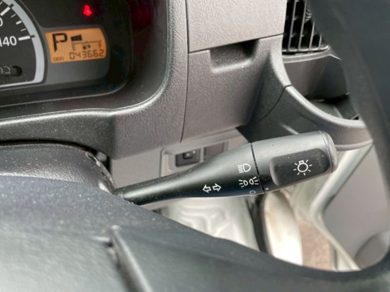 MINICAB VAN
