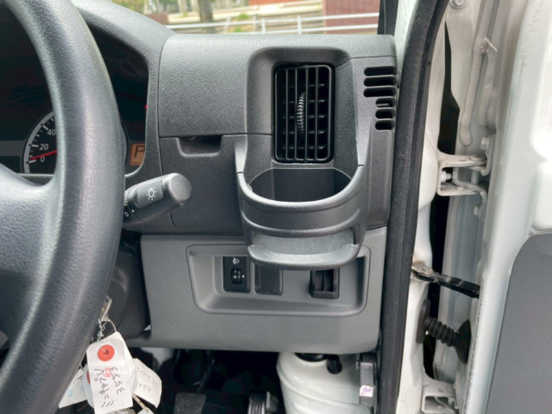 MINICAB VAN