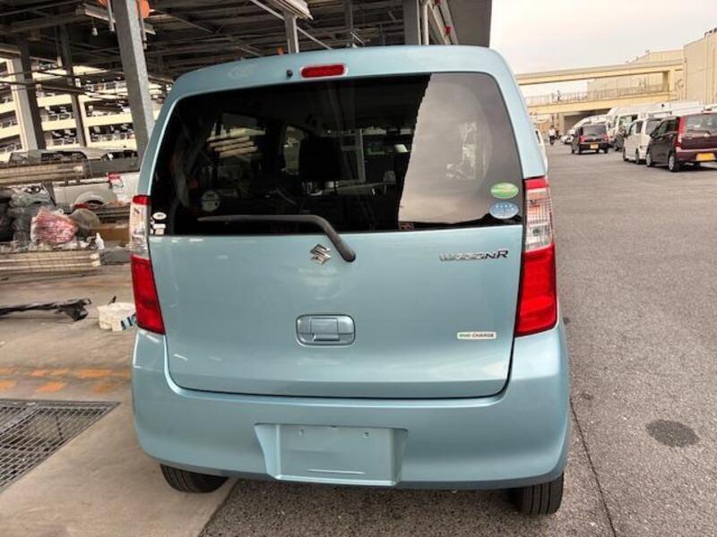 WAGON R