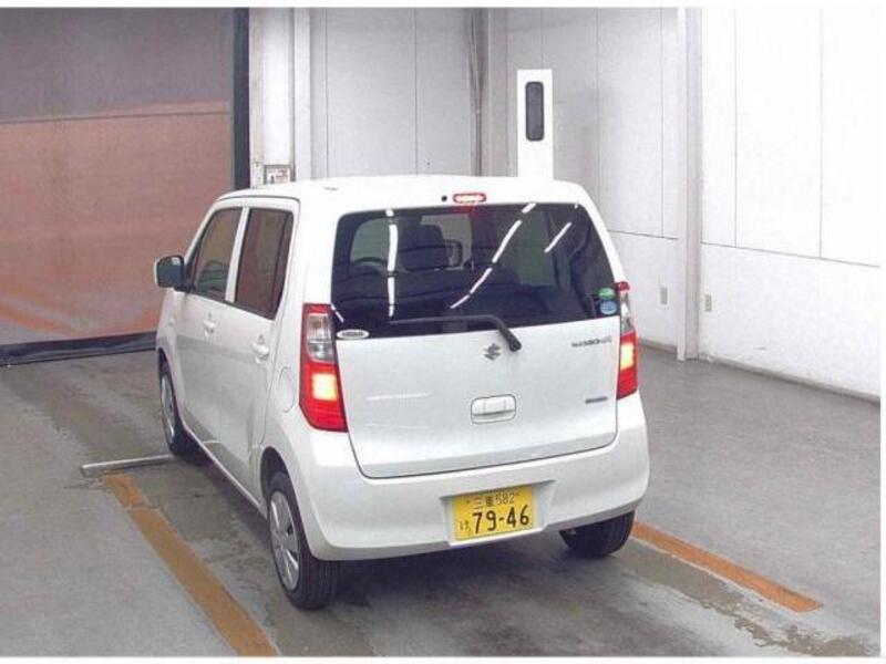 WAGON R