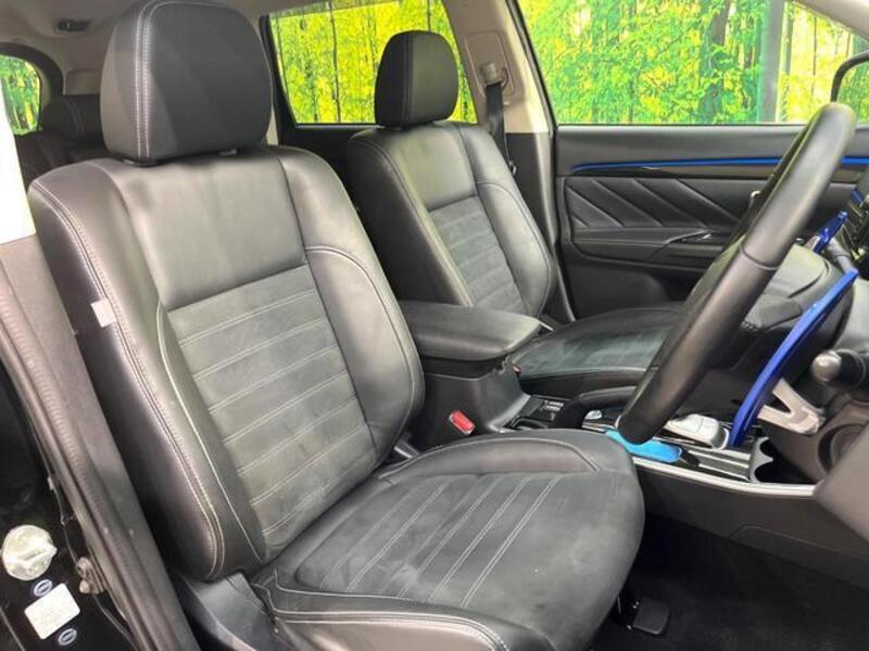 OUTLANDER PHEV