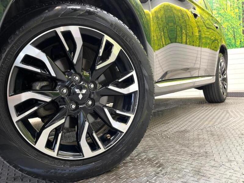 OUTLANDER PHEV