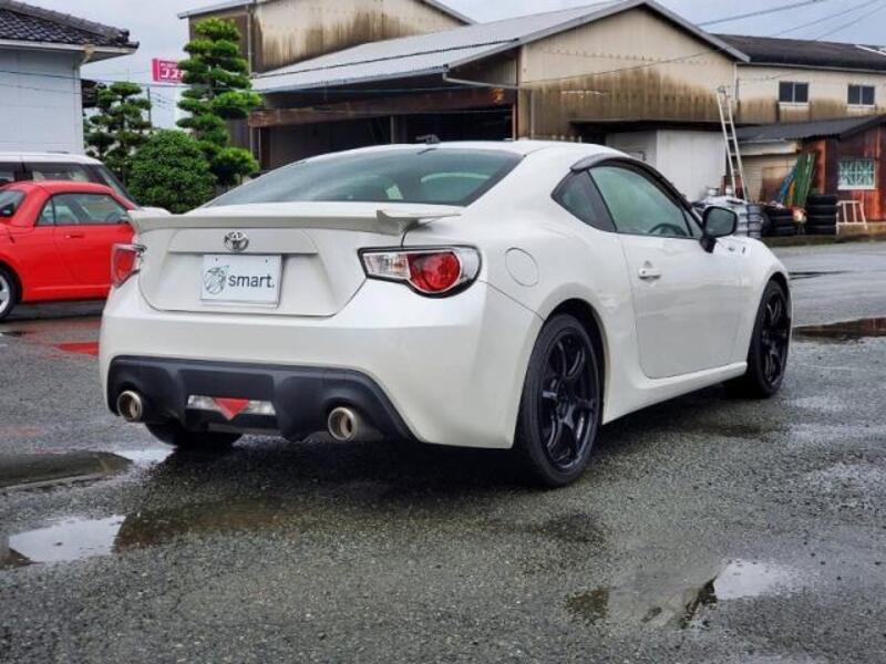 86
