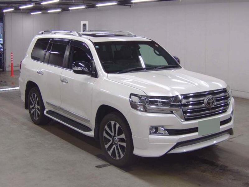 TOYOTA LAND CRUISER
