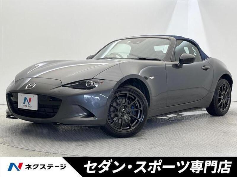 ROADSTER-0