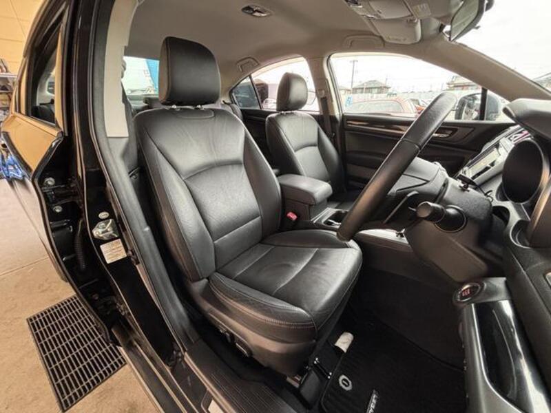 LEGACY B4