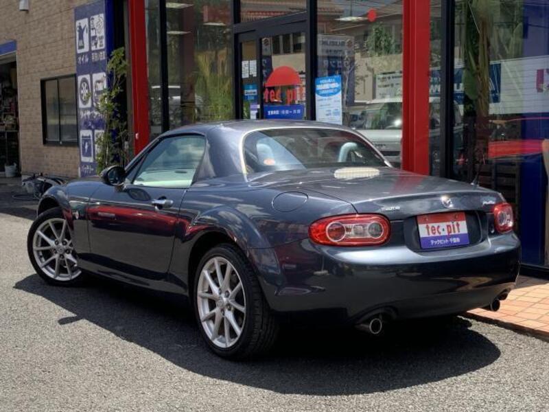 ROADSTER
