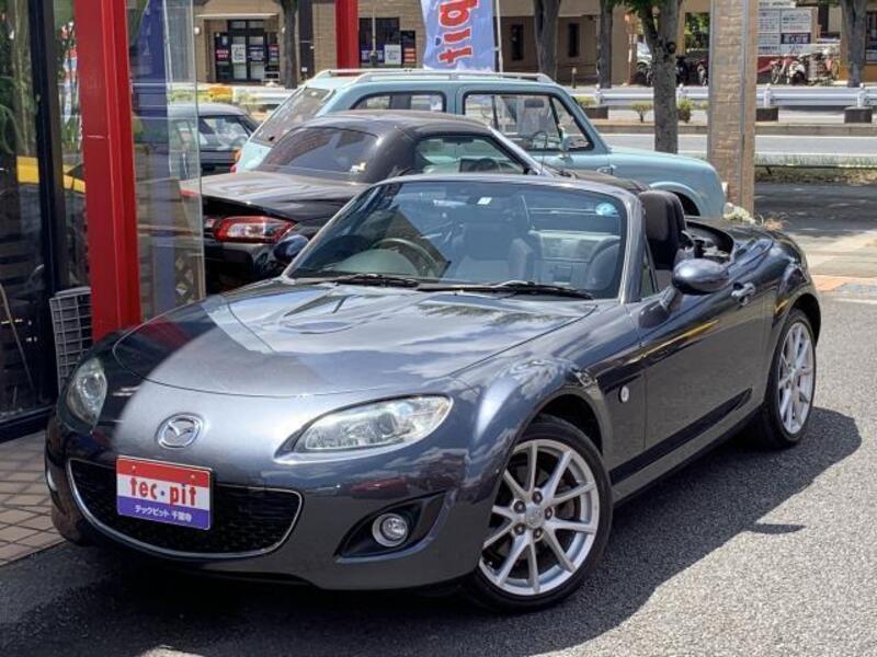 ROADSTER