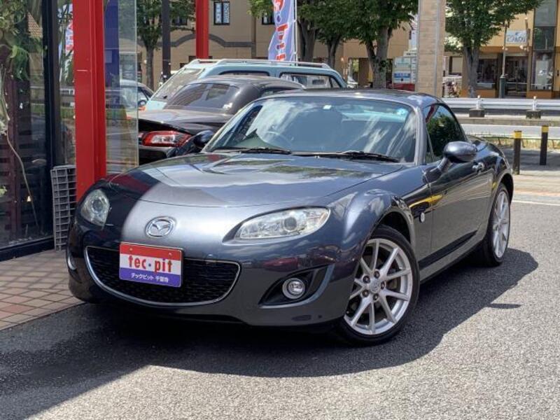 ROADSTER-0