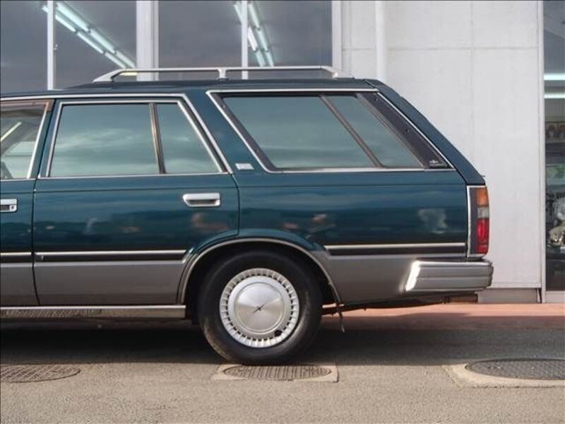 GLORIA WAGON