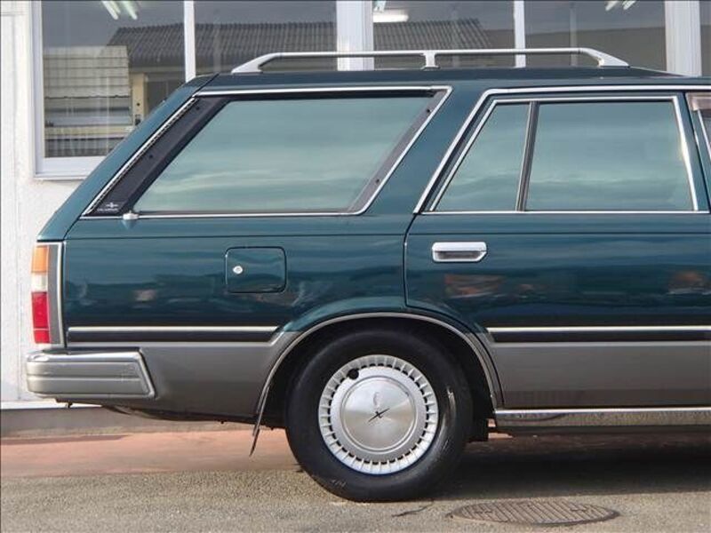 GLORIA WAGON